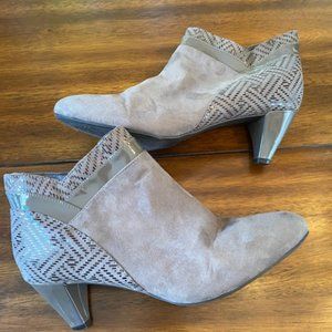 Mocha suede ankle boots size 11M
